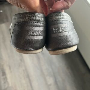Toms, gently used gun metal color.